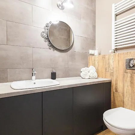 Book Fabryczna Apartament *