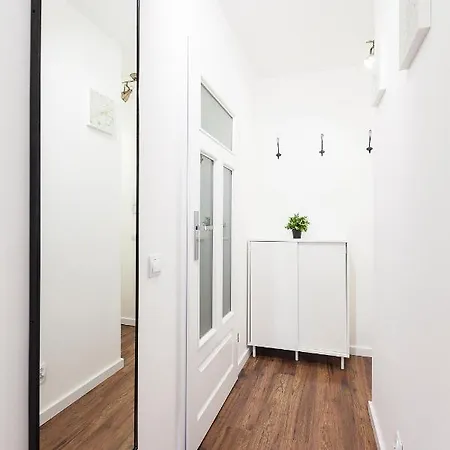 Apartament Book Fabryczna *