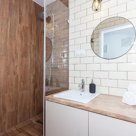 Book Fabryczna Apartament