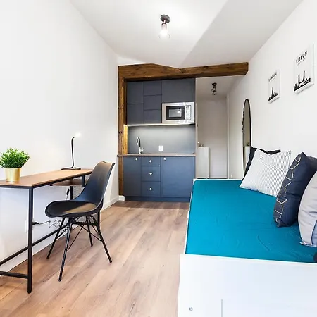 Book Fabryczna Apartament *