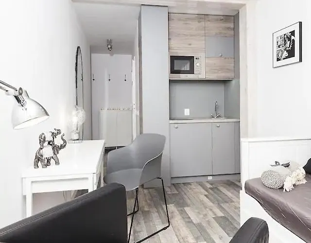 Apartamento Book Fabryczna Łódź