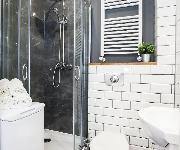 Book Fabryczna * Łódź